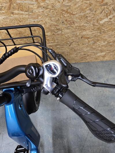 Elektro Dreirad Zemto-Revom Trike T2, 720 WH, Nabenmotor, dicke Reifen rot